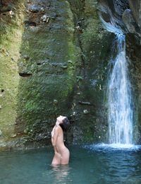 Brown-haired enchantress with athletic physique in carefree, uninhibited poses. - Denisse - Waterfall
